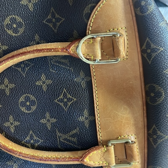 Louis Vuitton bag
